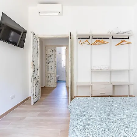 Prione 272 5 Terre Hub Apartment La Spezia