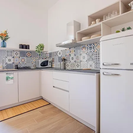 Prione 272 5 Terre Hub Apartment *